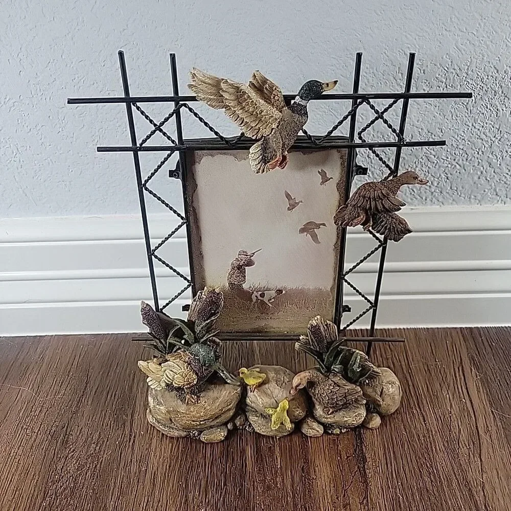Rustic Mallard 6 Ducks 4x6 Photo Frame Lodge Cabin Barbed Wire Vintage Hunting
